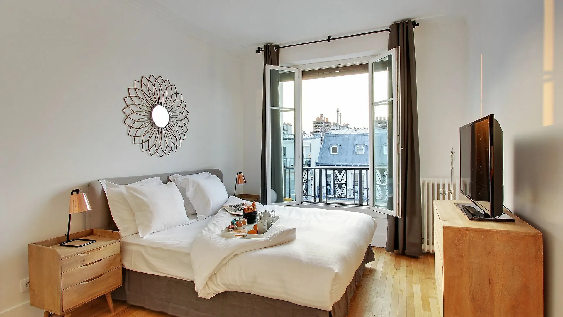 Pick A Flat - St-Germain St-Michel Apartment Paris