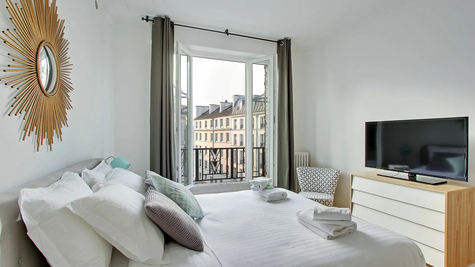 Pick A Flat - St-Germain St-Michel Apartment Paris